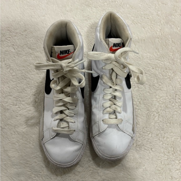 Nike blazers - Picture 2 of 4